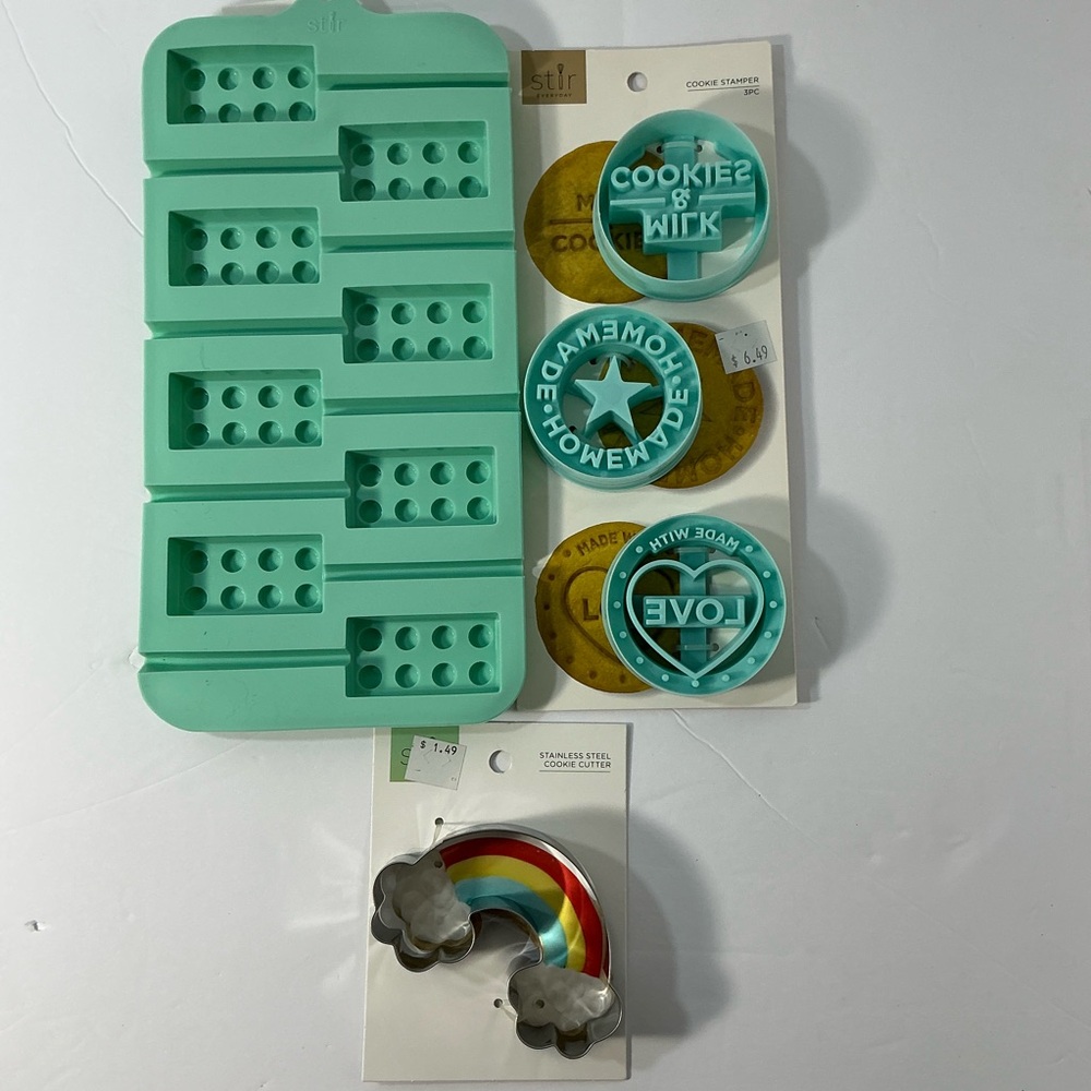 Mint Green Silicone Baking Set with Rainbow Cookie Cutter